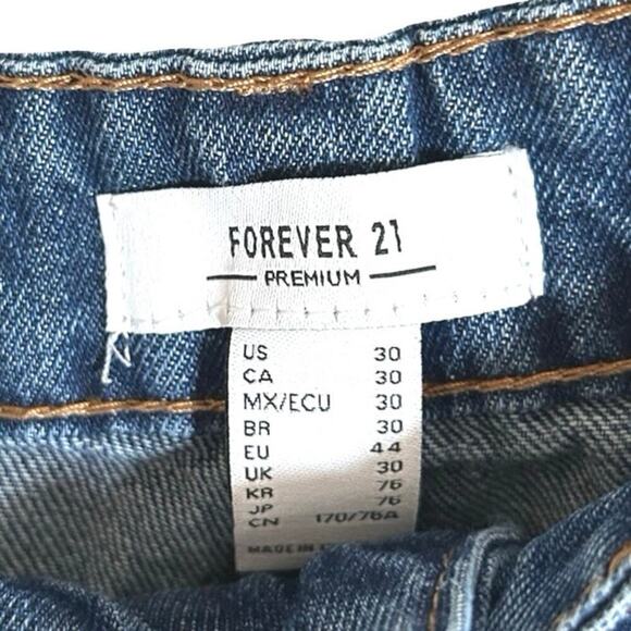 NWT Forever 21 Women’s Bratz Collaboration Wide Leg Cargo Jeans Size 30 - Picture 8 of 8